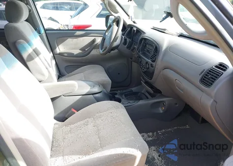 2004 Toyota Sequoia Sr5 V8 from USA, damaged, VIN 5TDZT34A64S217431